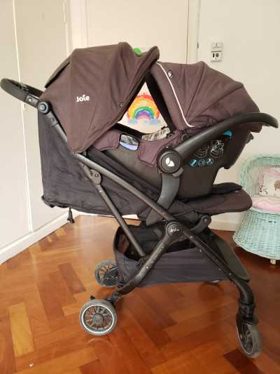Foto 6 de Cochecito con huevito y base isofix Joie Turist